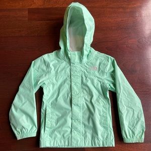Girl’s The North Face Rain Jacket and Wind Breaker with Hood. Size: XS (6) Youth
